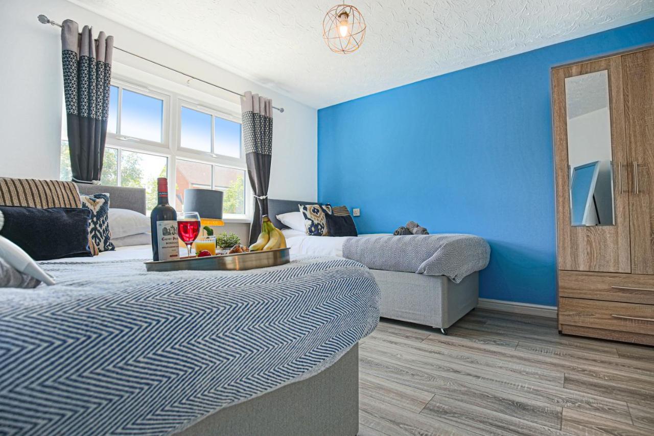 Delightful 2 Bed Apartment For Bicester Outlet Shopping By Platinum Key Properties المظهر الخارجي الصورة