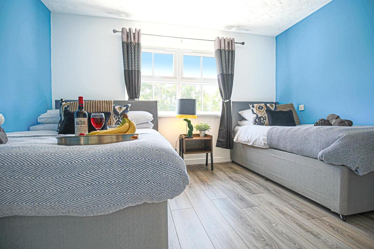 Delightful 2 Bed Apartment For Bicester Outlet Shopping By Platinum Key Properties المظهر الخارجي الصورة