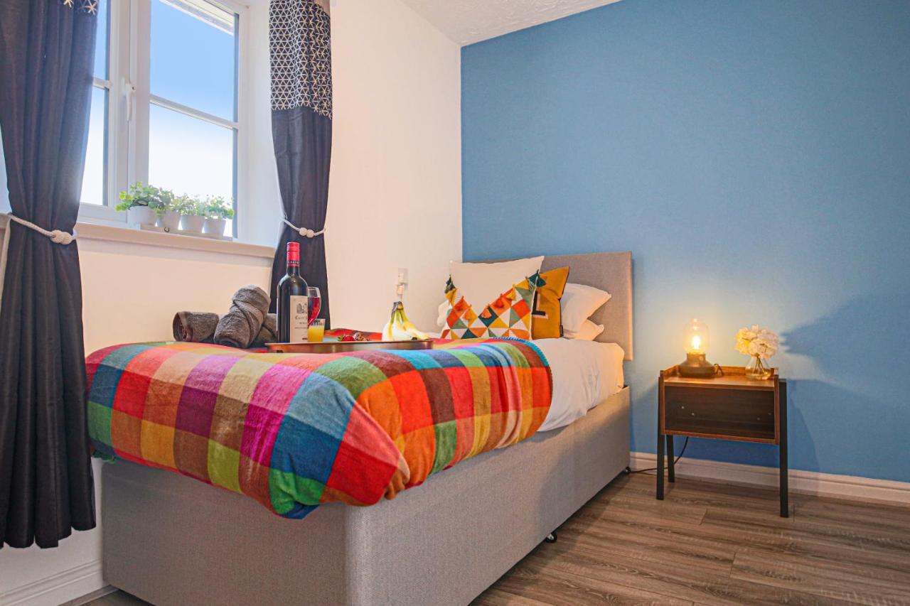 Delightful 2 Bed Apartment For Bicester Outlet Shopping By Platinum Key Properties المظهر الخارجي الصورة