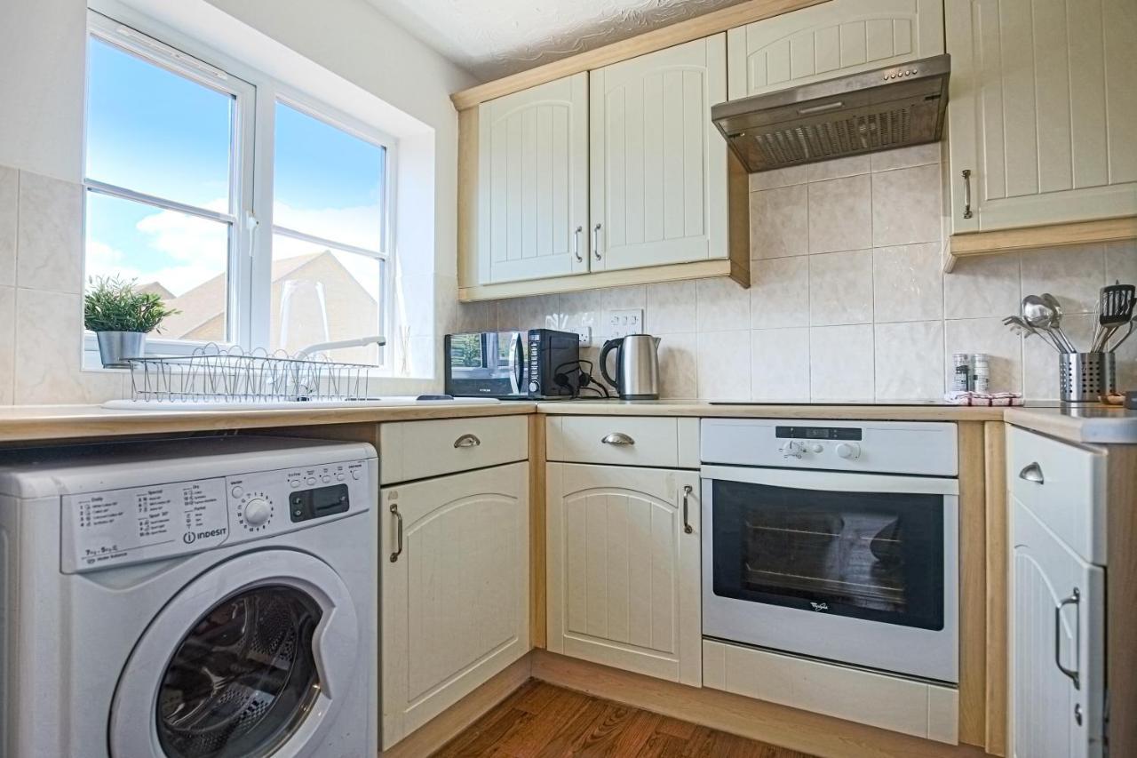 Delightful 2 Bed Apartment For Bicester Outlet Shopping By Platinum Key Properties المظهر الخارجي الصورة