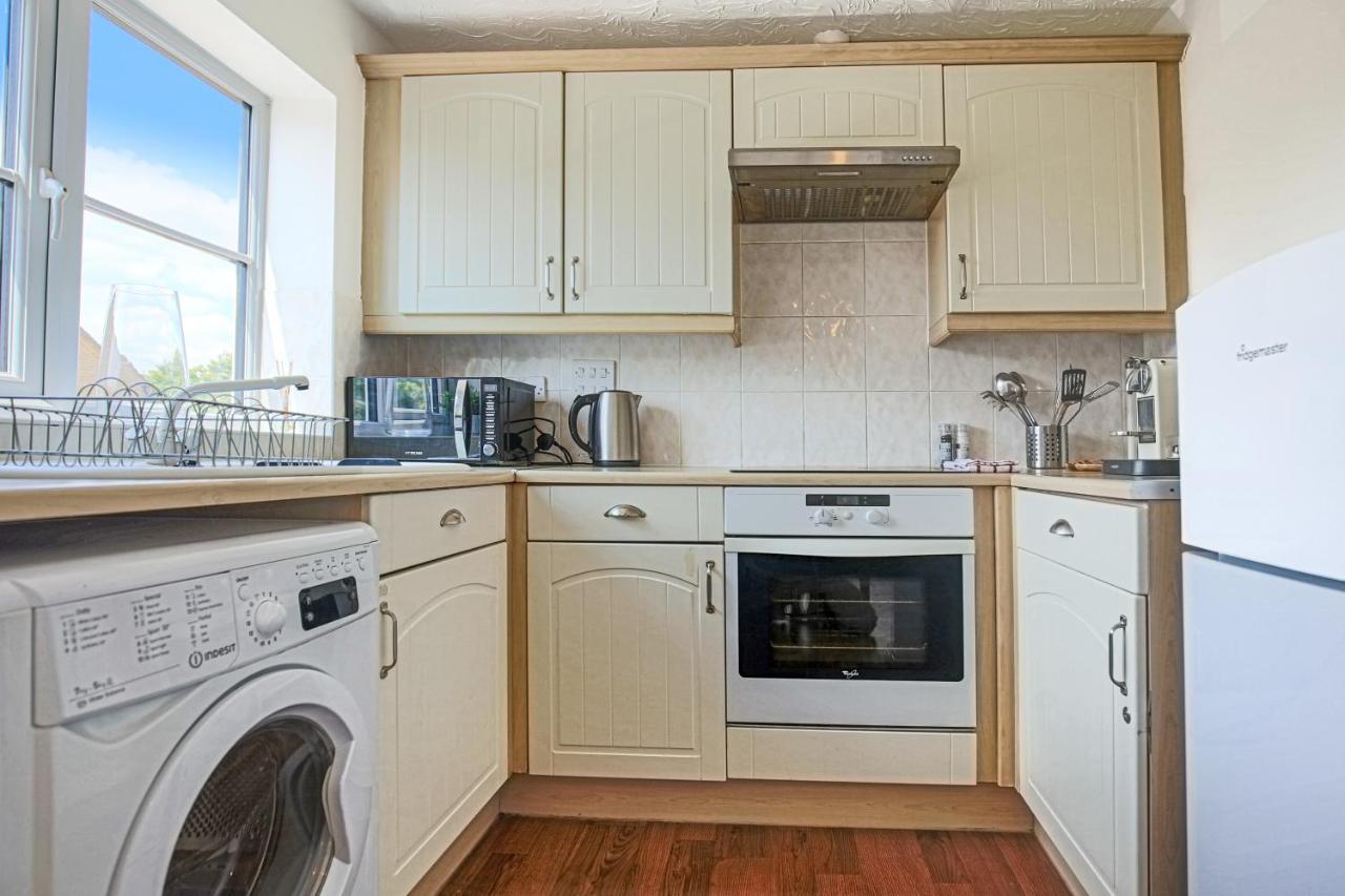 Delightful 2 Bed Apartment For Bicester Outlet Shopping By Platinum Key Properties المظهر الخارجي الصورة